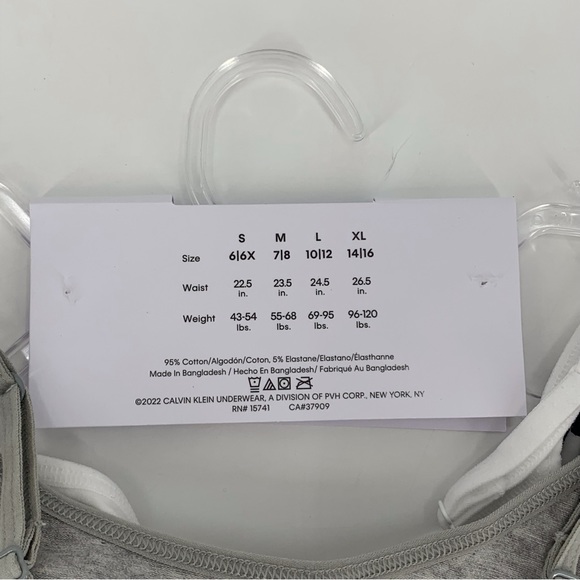 Calvin Klein NWT Girls' Black, Red, White, Grey 3-Pack Classic Crop Bralette, M - Picture 11 of 11